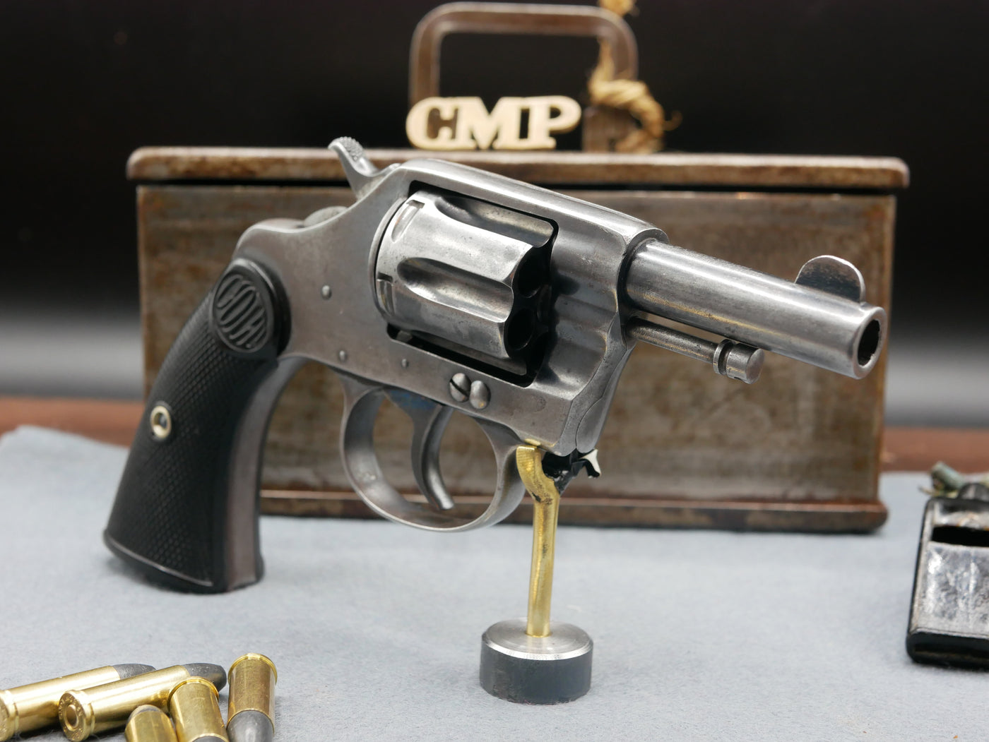 Rare Colt New Police 32 S&W 2,5 pouces de 1904 dans son coffret exceptionnel.