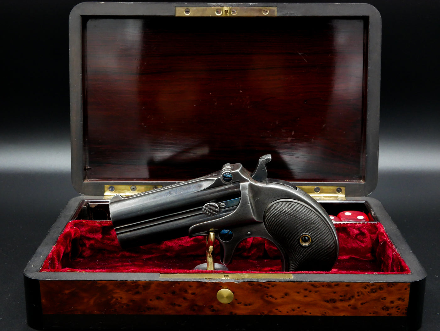 Pièce Unique ! Magnifique Remington Derringer modèle 3 dans sa boite à bijoux époque Napoleon III