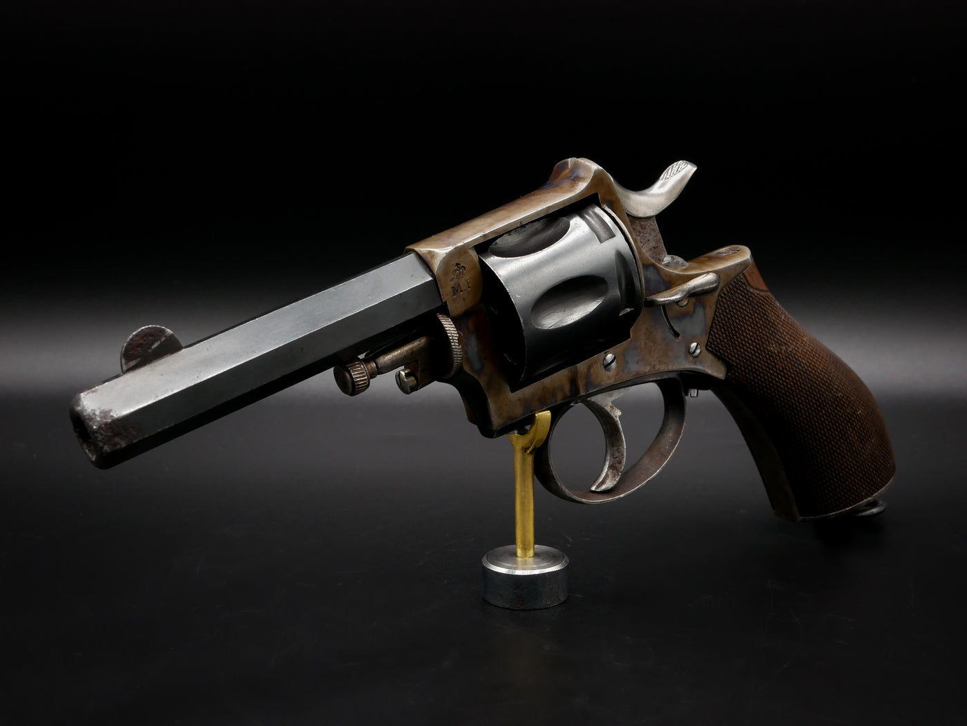 Revolver de type Webley RIC repensé par Max Fliegenschmidt. Jaspage splendide !