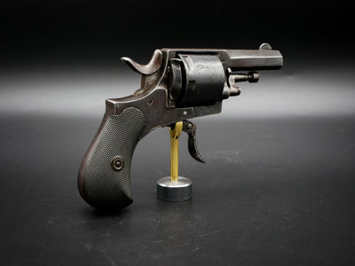 Très joli Revolver de type Bulldog cal 320 de fabrication Liégeoise.