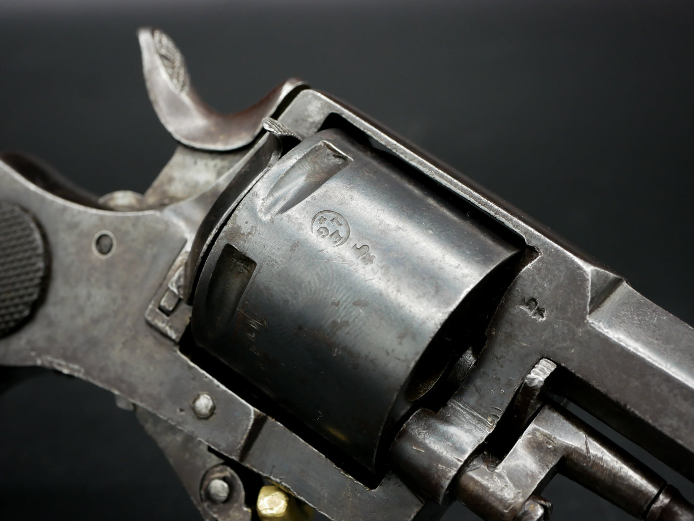 Très joli Revolver de type Bulldog cal 320 de fabrication Liégeoise.