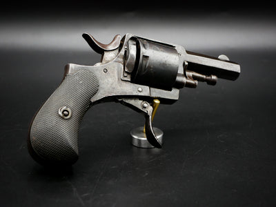 Très joli Revolver de type Bulldog cal 320 de fabrication Liégeoise.