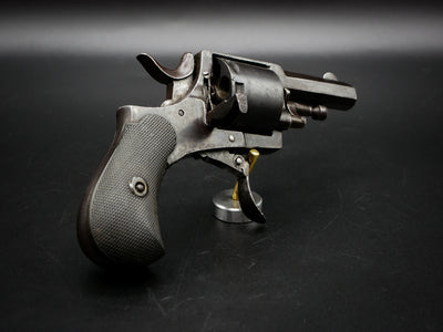 Très joli Revolver de type Bulldog cal 320 de fabrication Liégeoise.