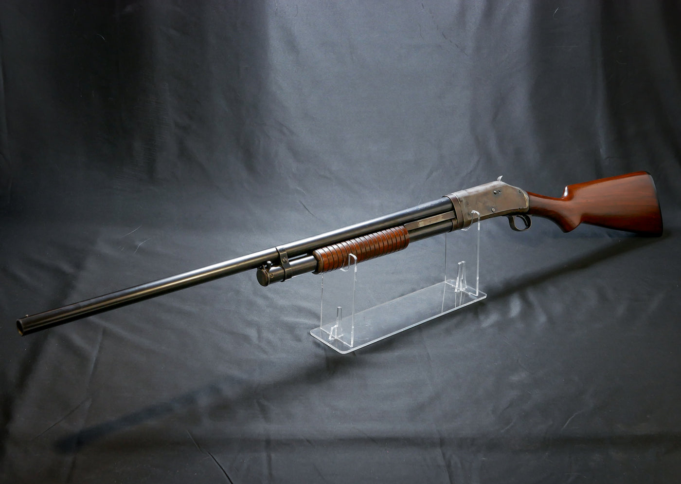 Très beau Fusil à pompe Winchester model 97 cal 12/70 Take Down de 1936